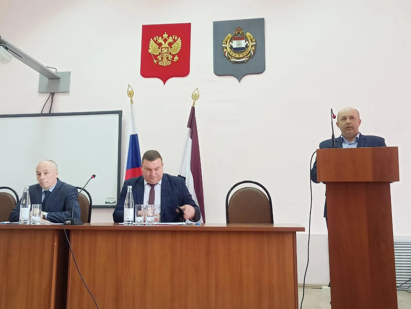 На 35-й сессии Совета  депутатов района